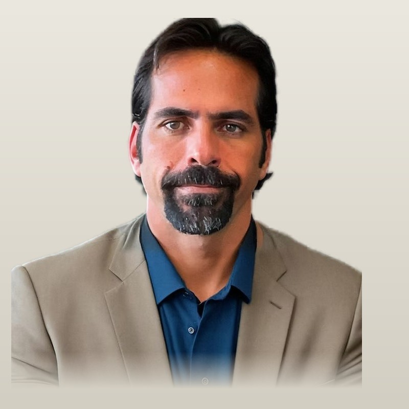 Lcdo. Antoan Figueroa Hernández