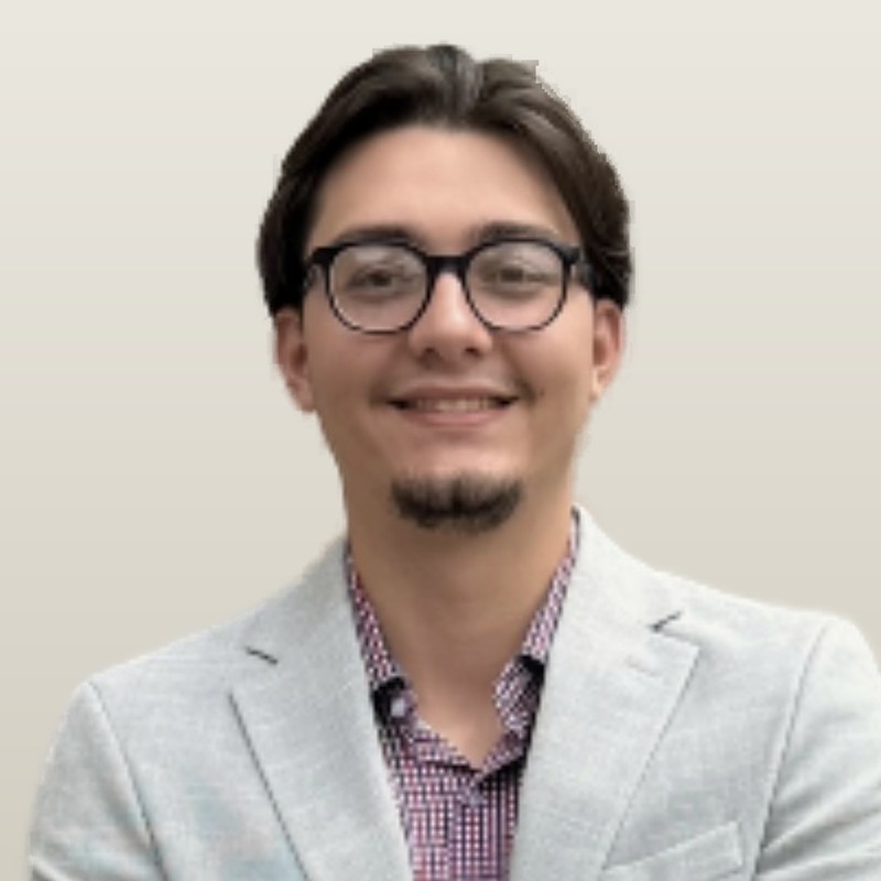 Lcdo. Héctor Rivera
